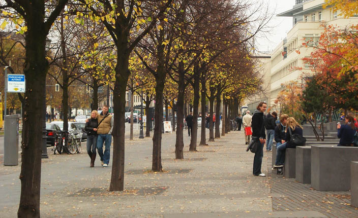 Local fica bem próximo ao parque Tiergarten, o maior espaço verde da cidade 