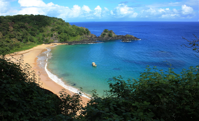 Praia do Sancho, em Fernando de Noronha: considerada uma das mais belas do mundo