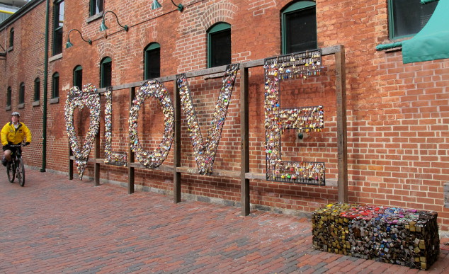 Distillery-District-Toronto-Canada-Love-